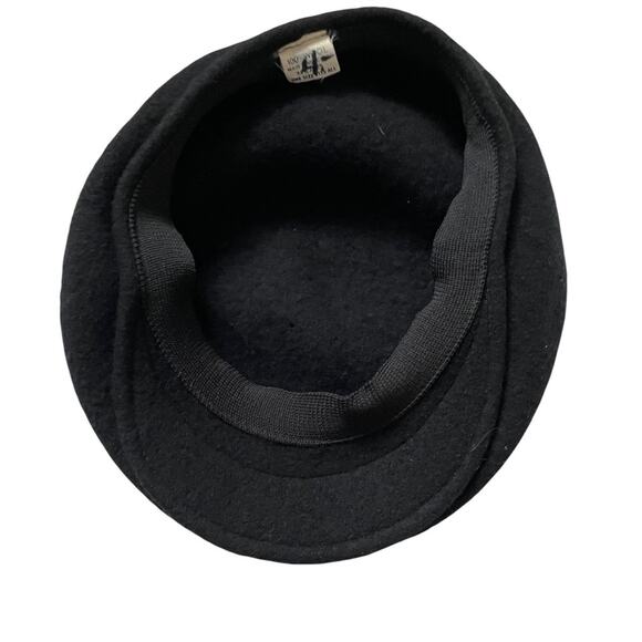 Vintage Wool Driving Cap Hat Made in Hong Kong Black GUC main image 5